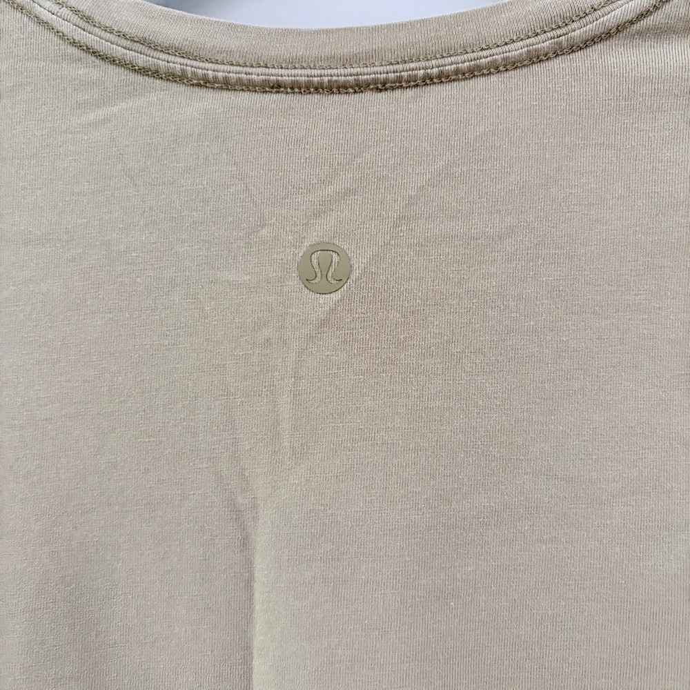 Lululemon Love Curved-Hem Crewneck T-Shirt - Picture 5 of 7
